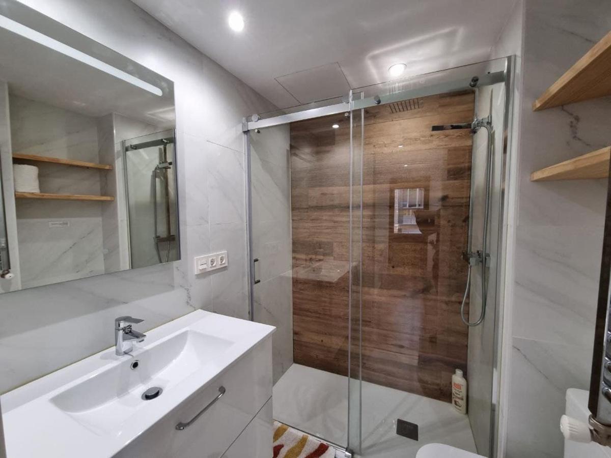 102A Apartamento Moderno 2 Habitaciones Gijon Luaran gambar